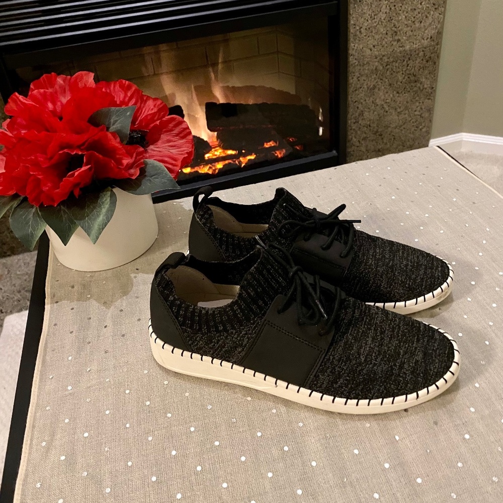 Women’s Cougar Ciscoe Shoes Size 7